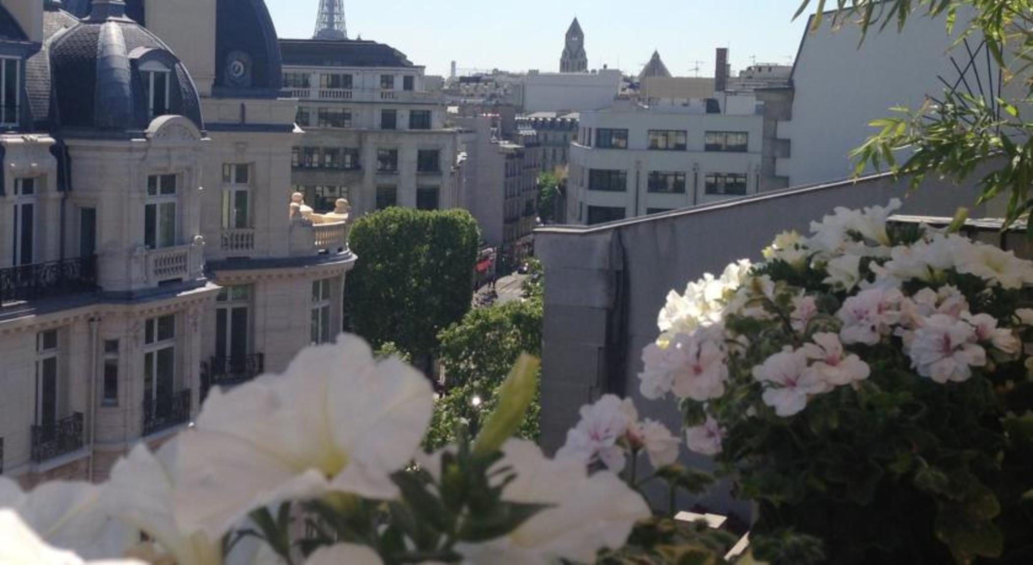 Warwick Paris Hotel Exterior photo